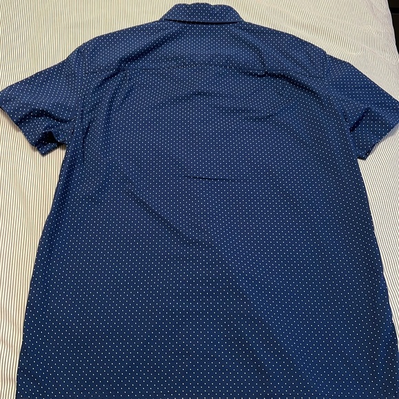 American Eagle Everyday Oxford Button-Up Shirt - Picture 2 of 6